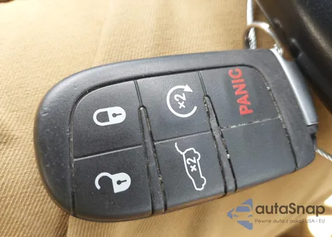 2021 Jeep Grand Cherokee Laredo X 4X4 z USA, uszkodzony, nr VIN 1C4RJFAG5MC654581